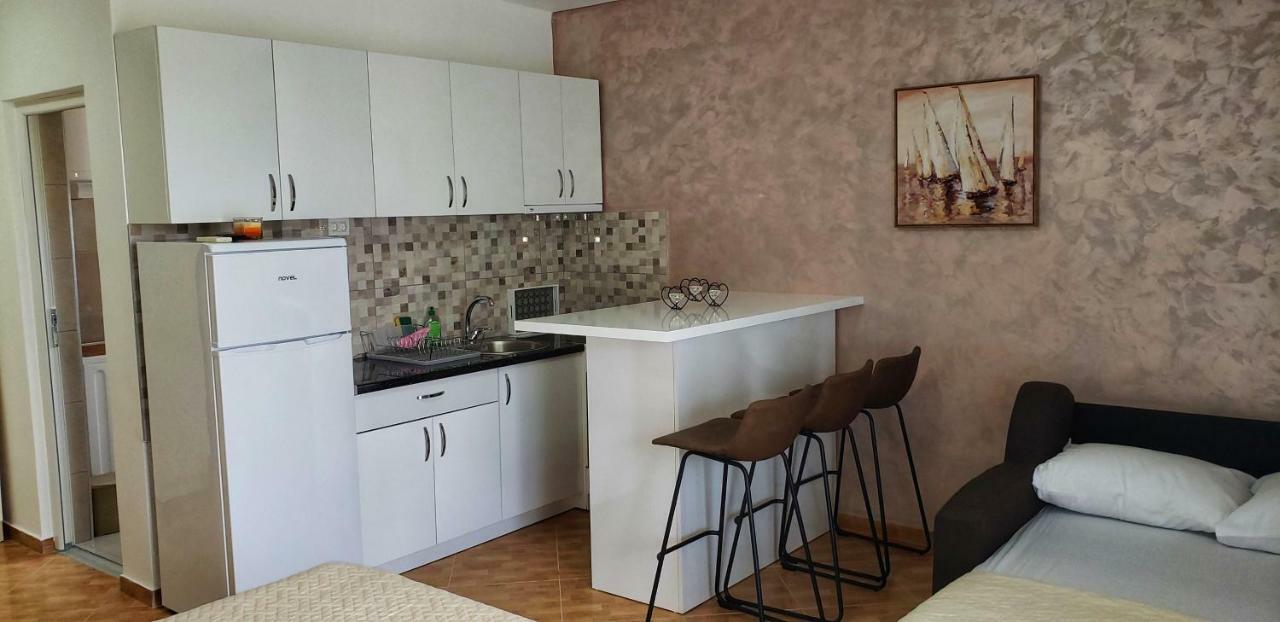 Apartmán Oassis Bar Exteriér fotografie